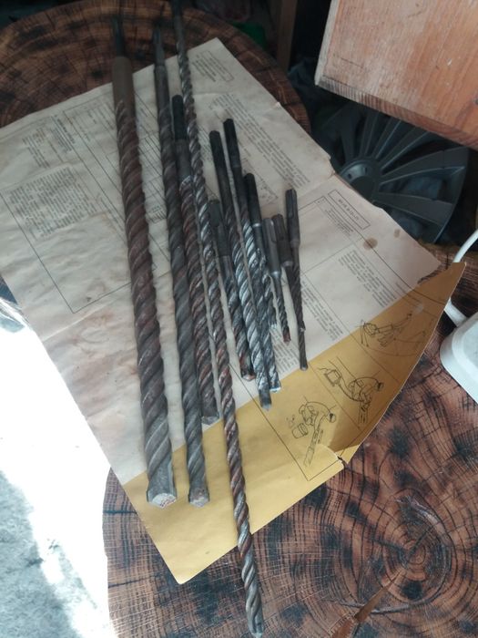 Продаю коронку 40 по бетону