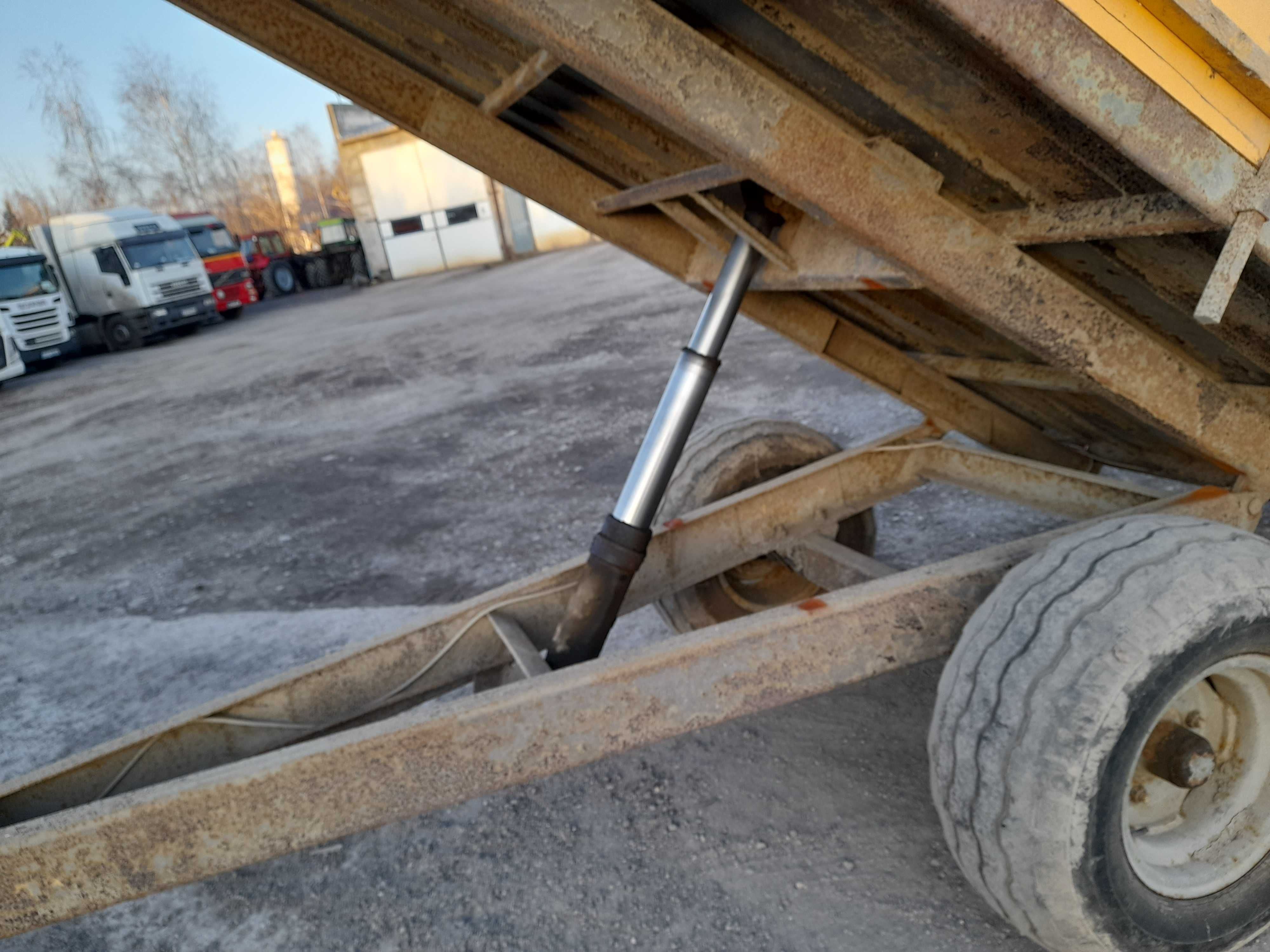 przyczepa jednoosiowa Velsa  kiper 6ton