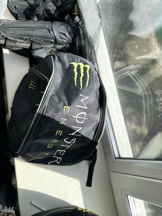 Продам екипировку