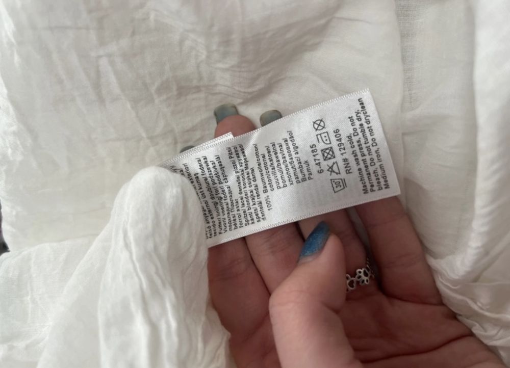 Biała/kremowa sukienka boho wiązana w pasie z krótkim rękawem koronka