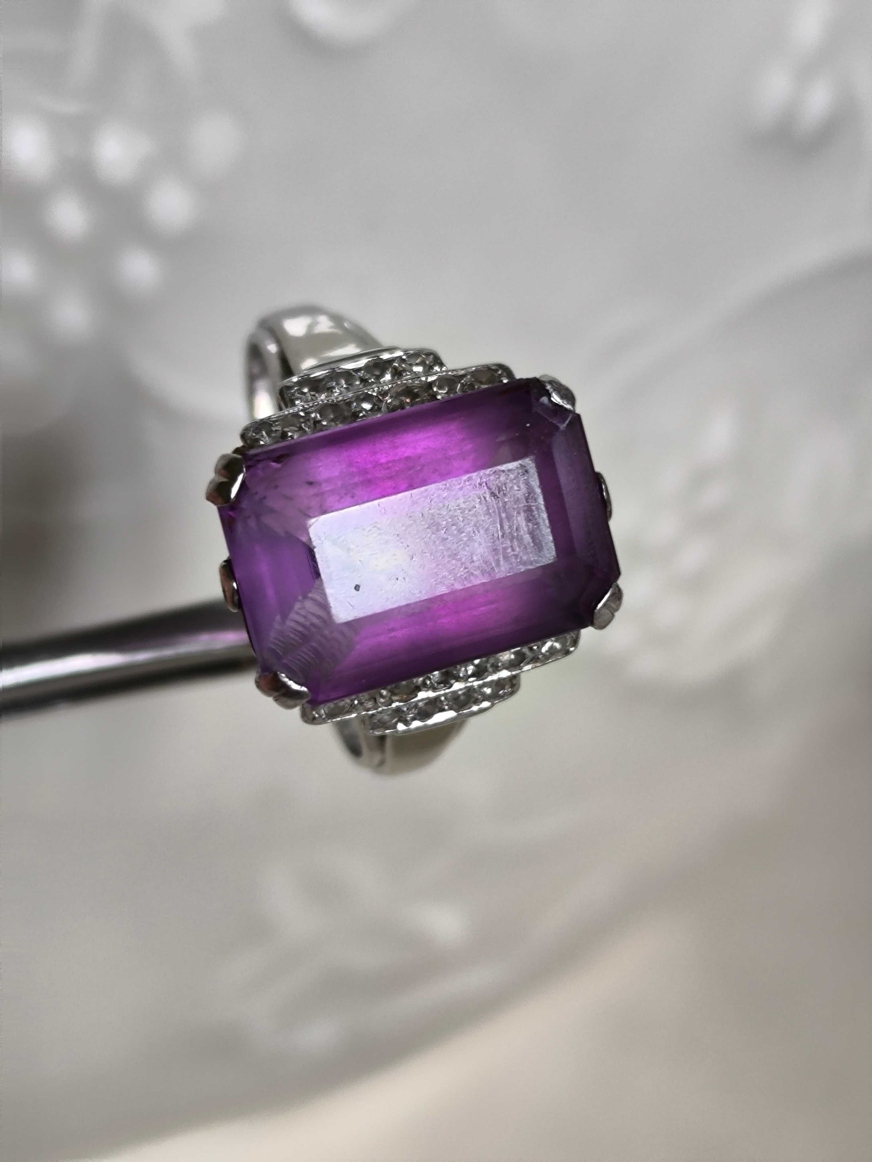 Pierścionek z diamentami 0,20 CT i ametystem 6,28 CT/ certyfikat