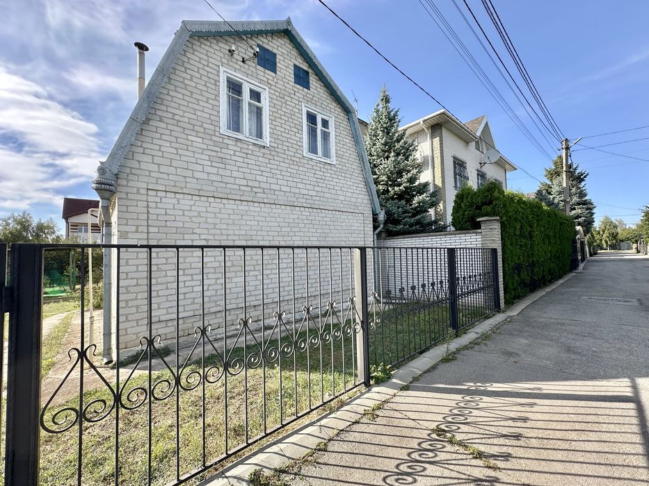 Продаж будинку Великий Луг біля Ренесансу