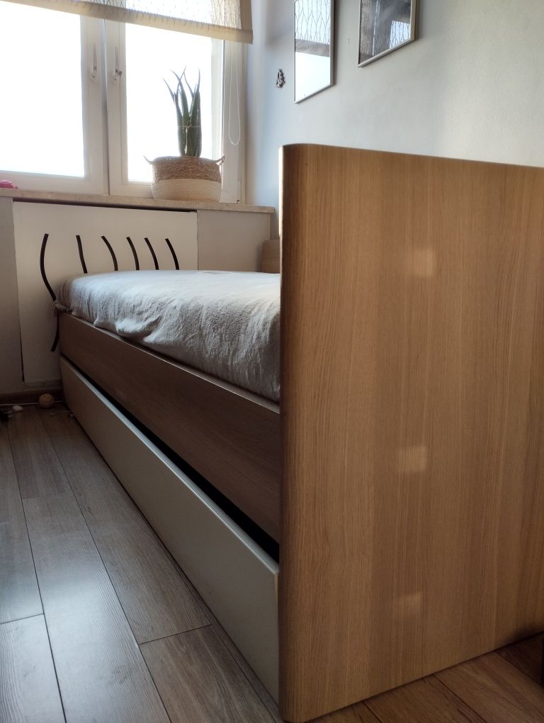 Komplet mebli młodzieżowych