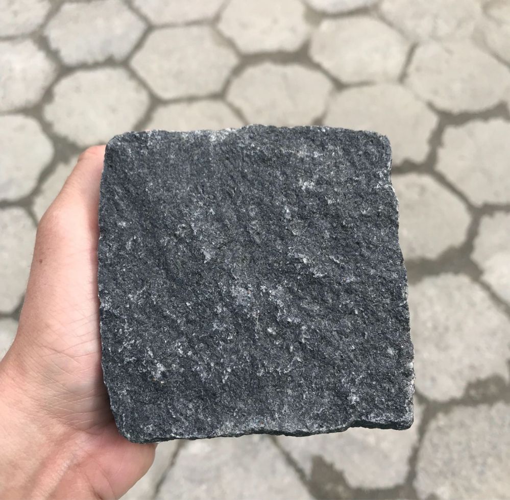 CZARNA KOSTKA BAZALTOWA 4x6, 7x9, 10x10 Czarny Granit Szwed