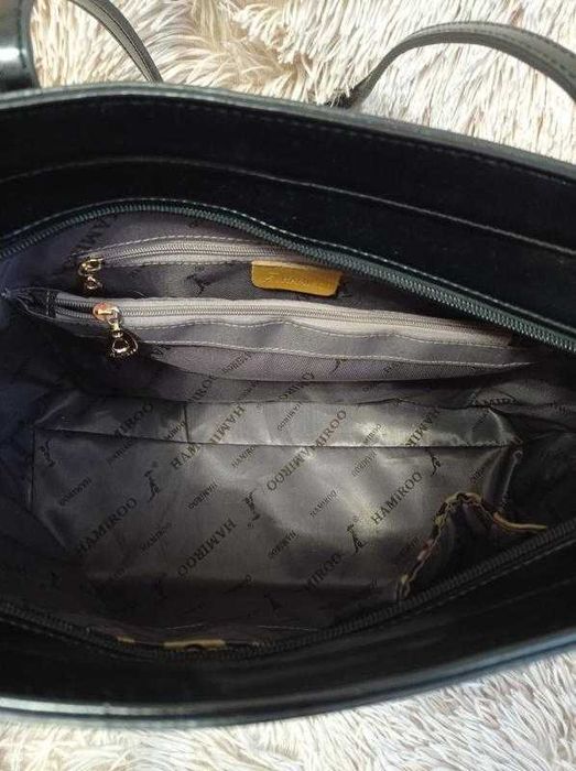 чорна сумка жіноча