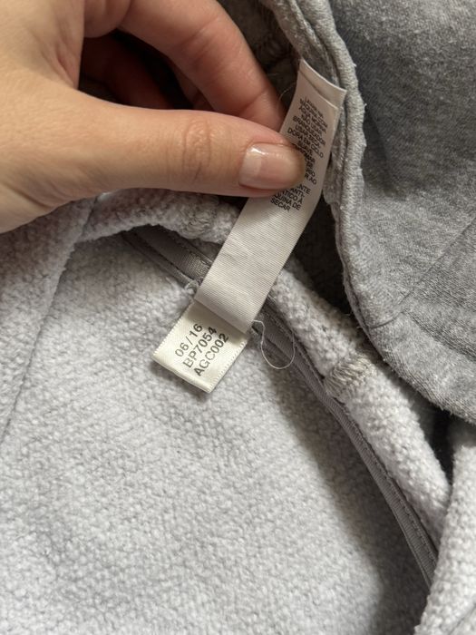 Жіноче худі Adidas розміру M