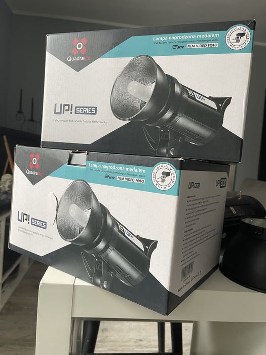 Lampy studyjne Quadralite UP! 200 2 sztuki