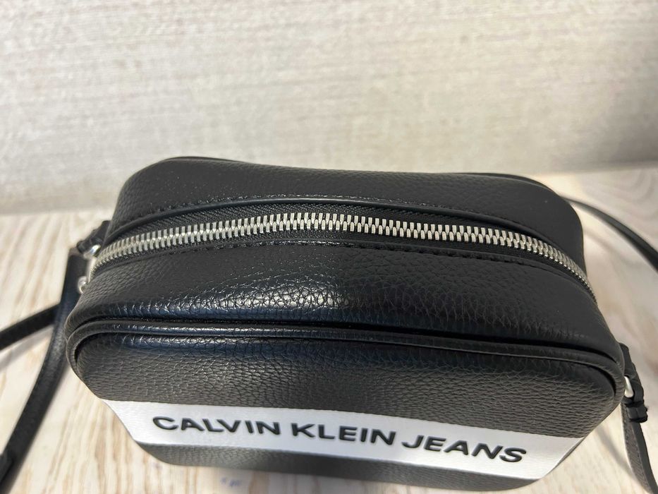 Сама популярна модель сумочки камери  від Ск