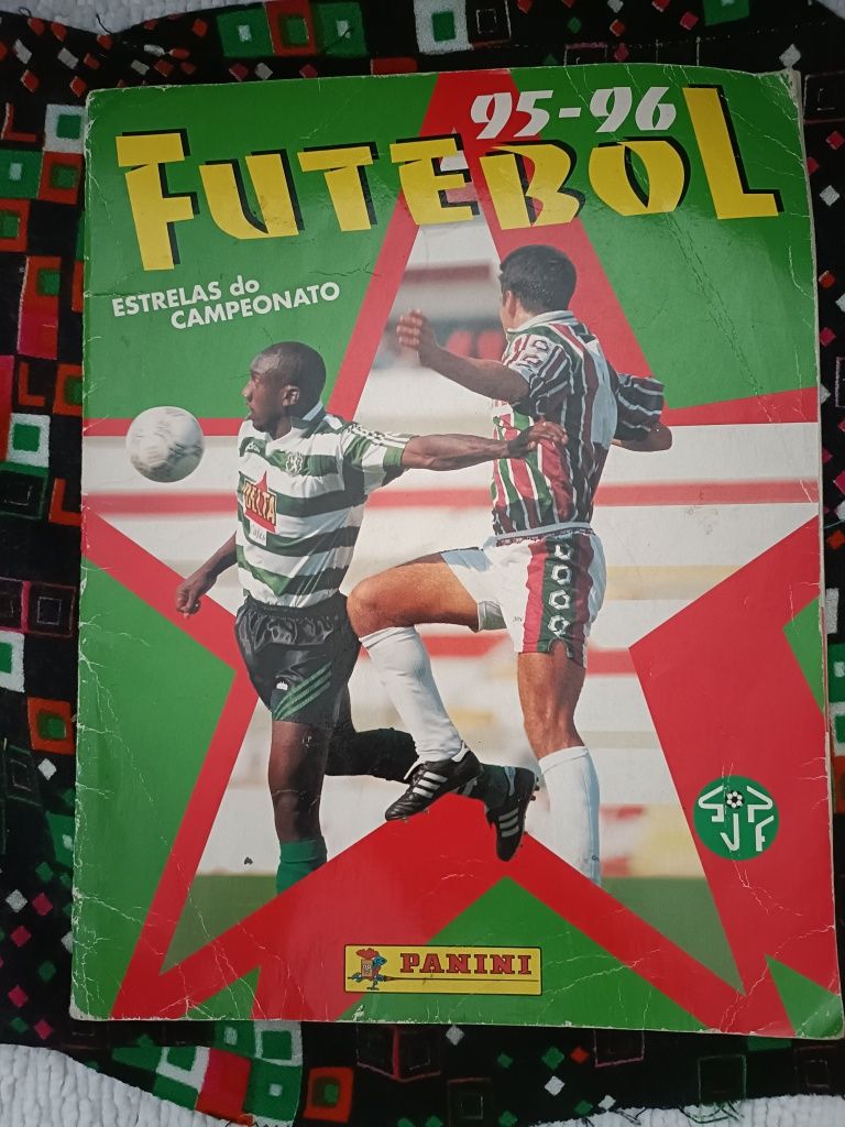 Camisa Benfica época 95/96 com oferta de caderneta