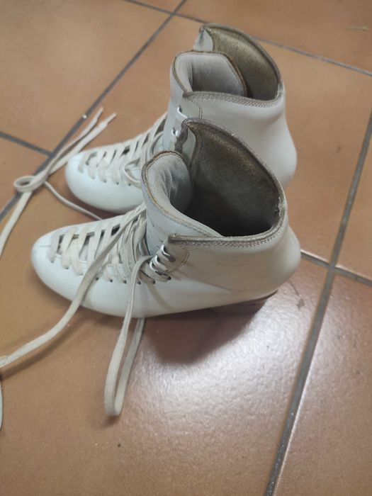 Bota Prelúdio Edea 225