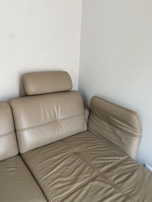 Narożnik skórzany z funkcją spania i pojemnikami – Agata Meble