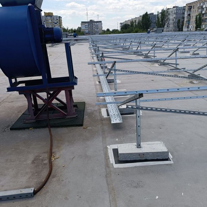 Металоконструкція для сонячної електростанції
