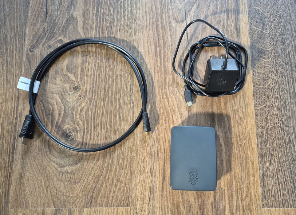 Raspberry Pi 4 model B WiFi DualBand Bluetooth 4GB RAM 1,5GHz
