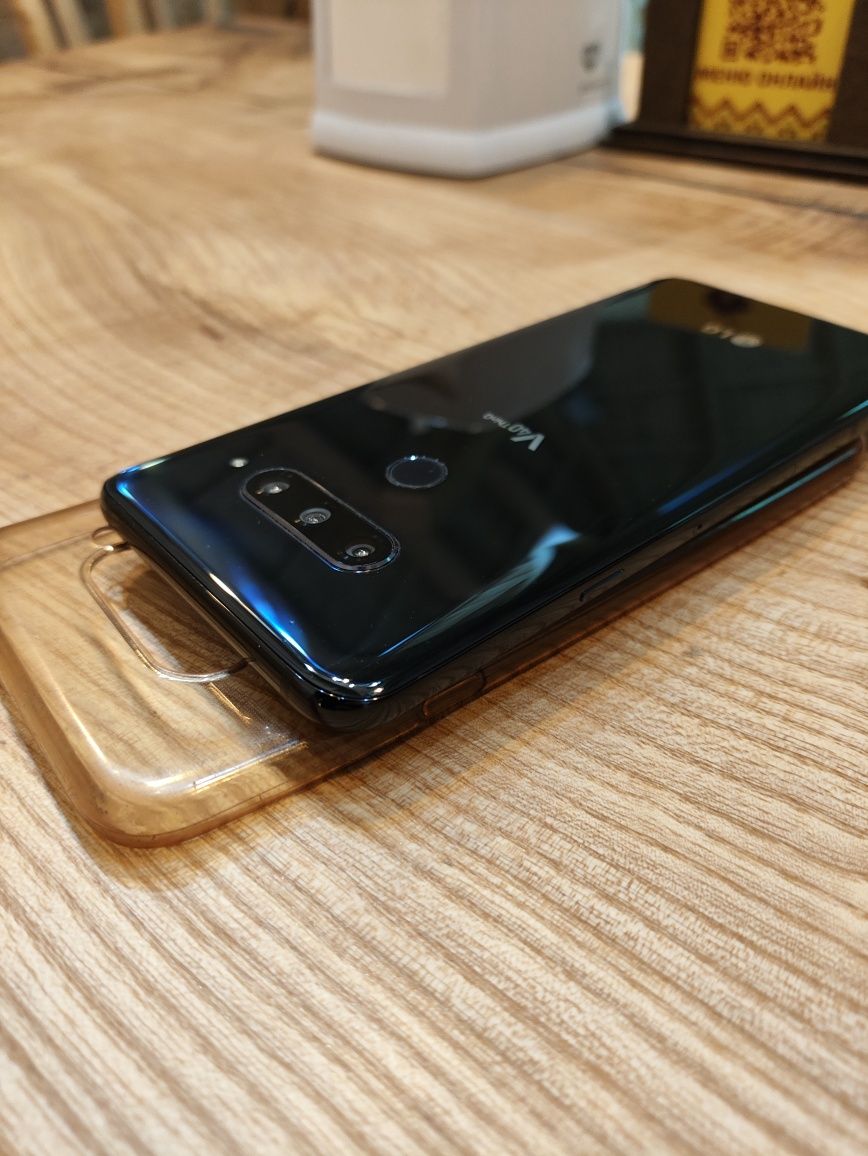 Lg v40 thinq 6/64