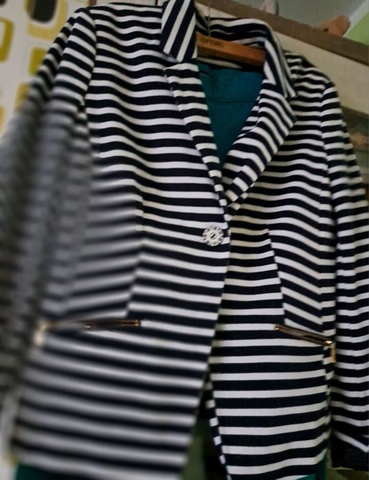 Marynarka damska w paski