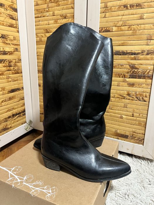 Кожані жіночі сапоги