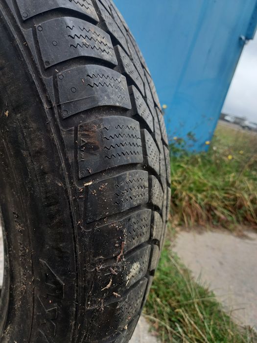 Колеса R- 18 -235-60-го розміру зимові