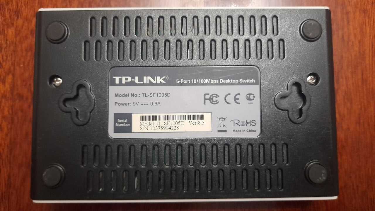 Коммутатор TP-Link TL-SF1005D