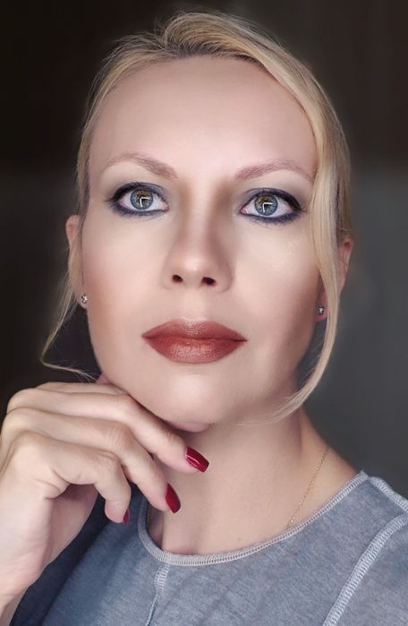 Макіяж та Зачіска