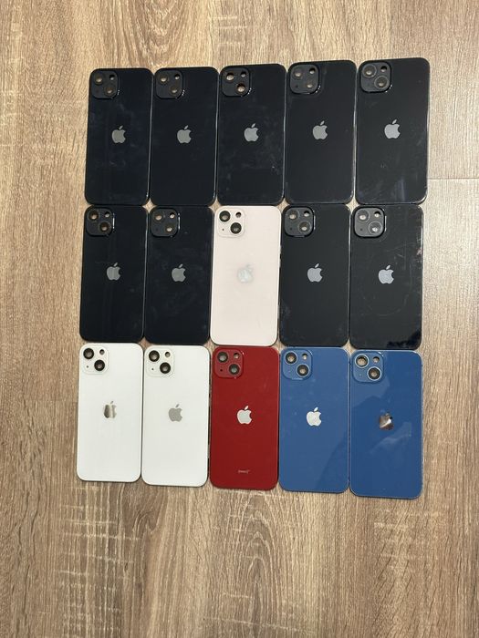 Корпуси iPhone 13