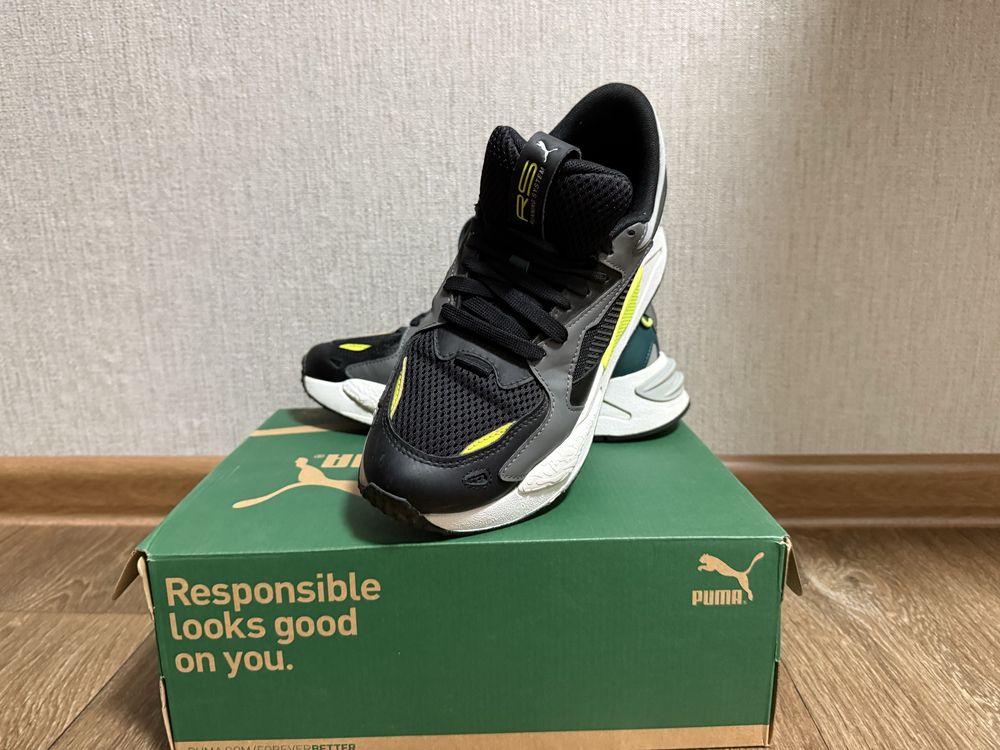 Кросівки жіночі PUMA RS-X