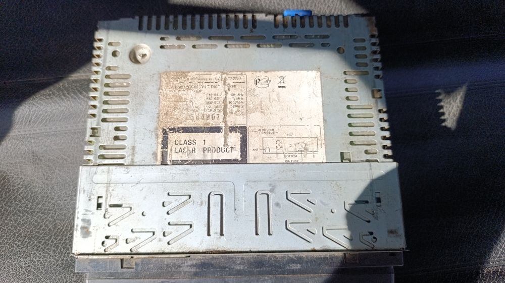 Продаю магнитолы pioneer, Sony