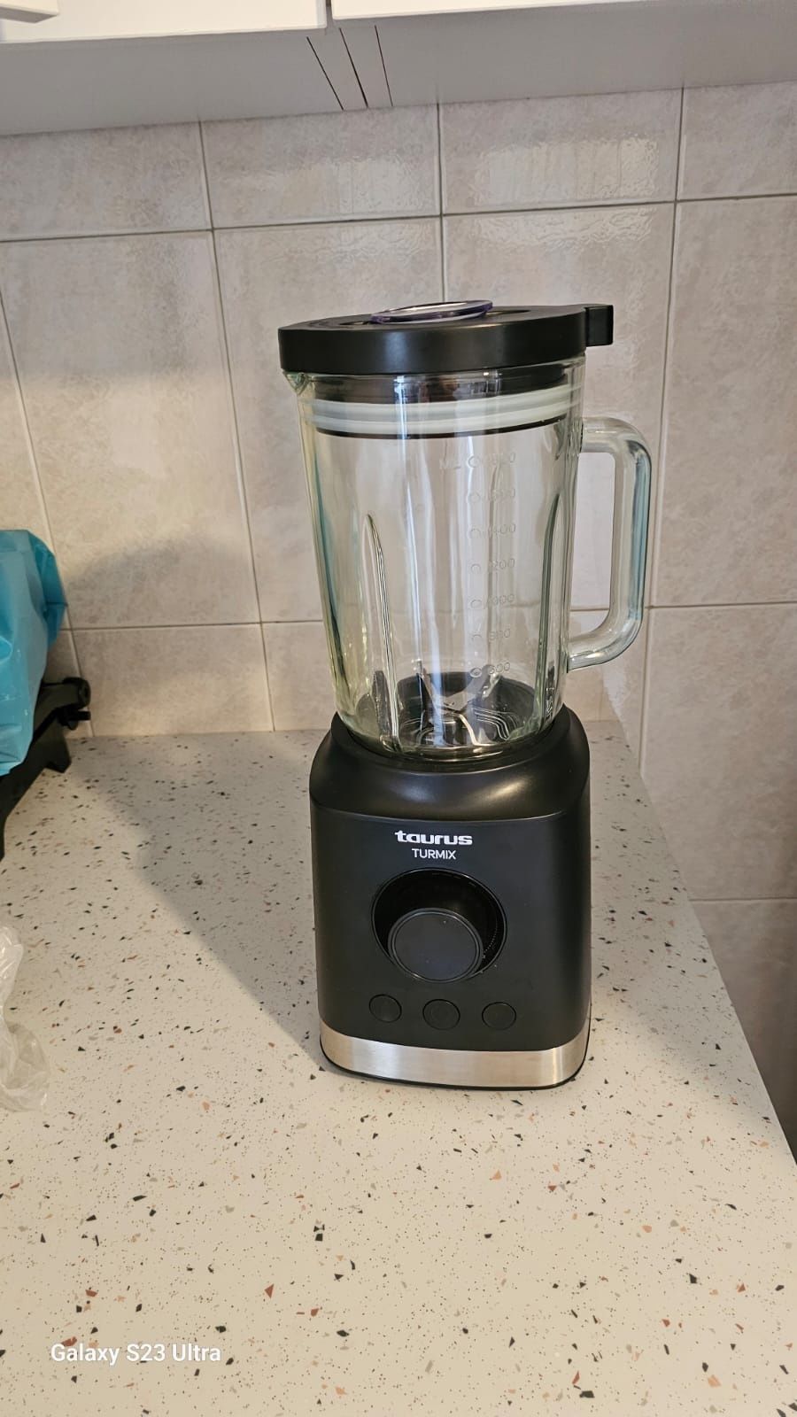 Liquidificador Tauros 2000W.