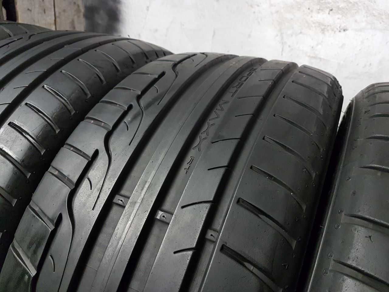 Cztery Opony letnie 225/40R18 6,6mm Dunlop Sport Maxx RT