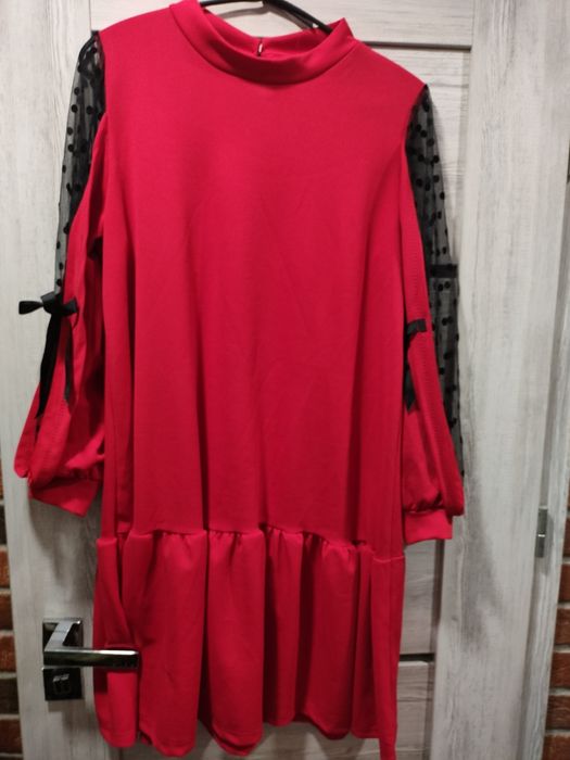 Czerwona sukienka