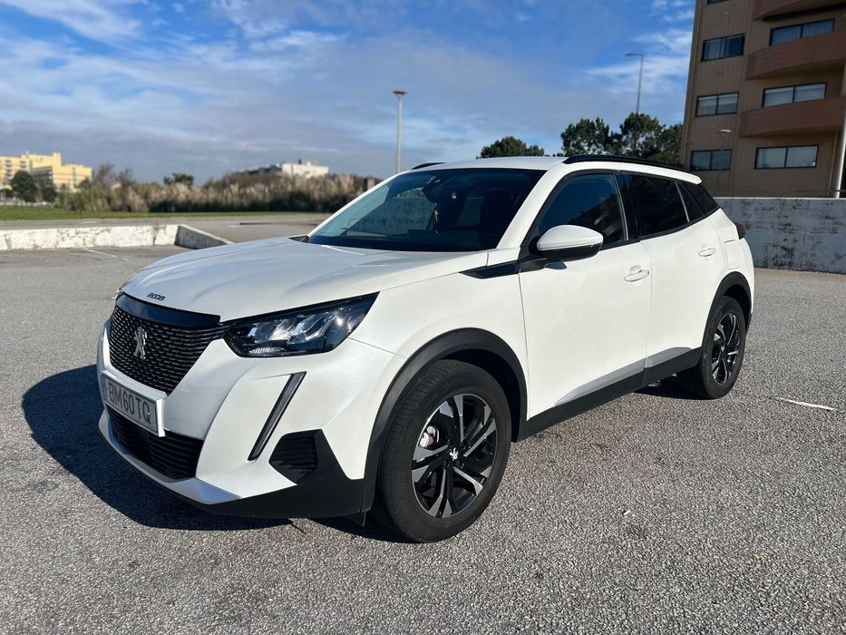 Peugeot 2008 PureTech 130 Allure