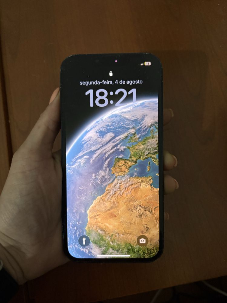 Iphone 13. 1 ano e meio de uso.