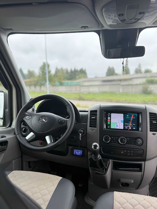 Оренда мікроавтобуса 8+1 • Подобово • З водієм або без • Львів