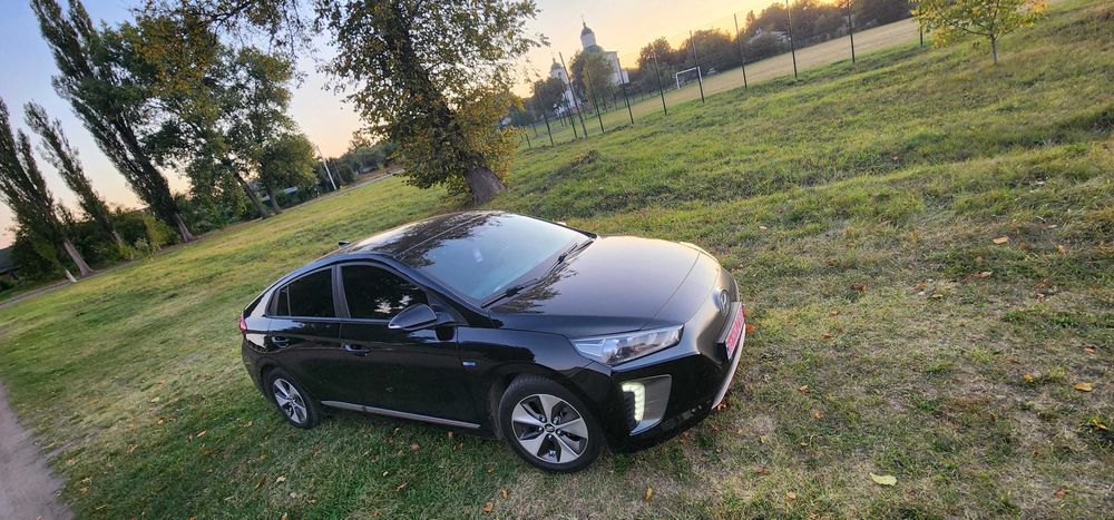 Hyundai ioniq 2019 р. Електро 28 kwt пригнаний з Бельгії