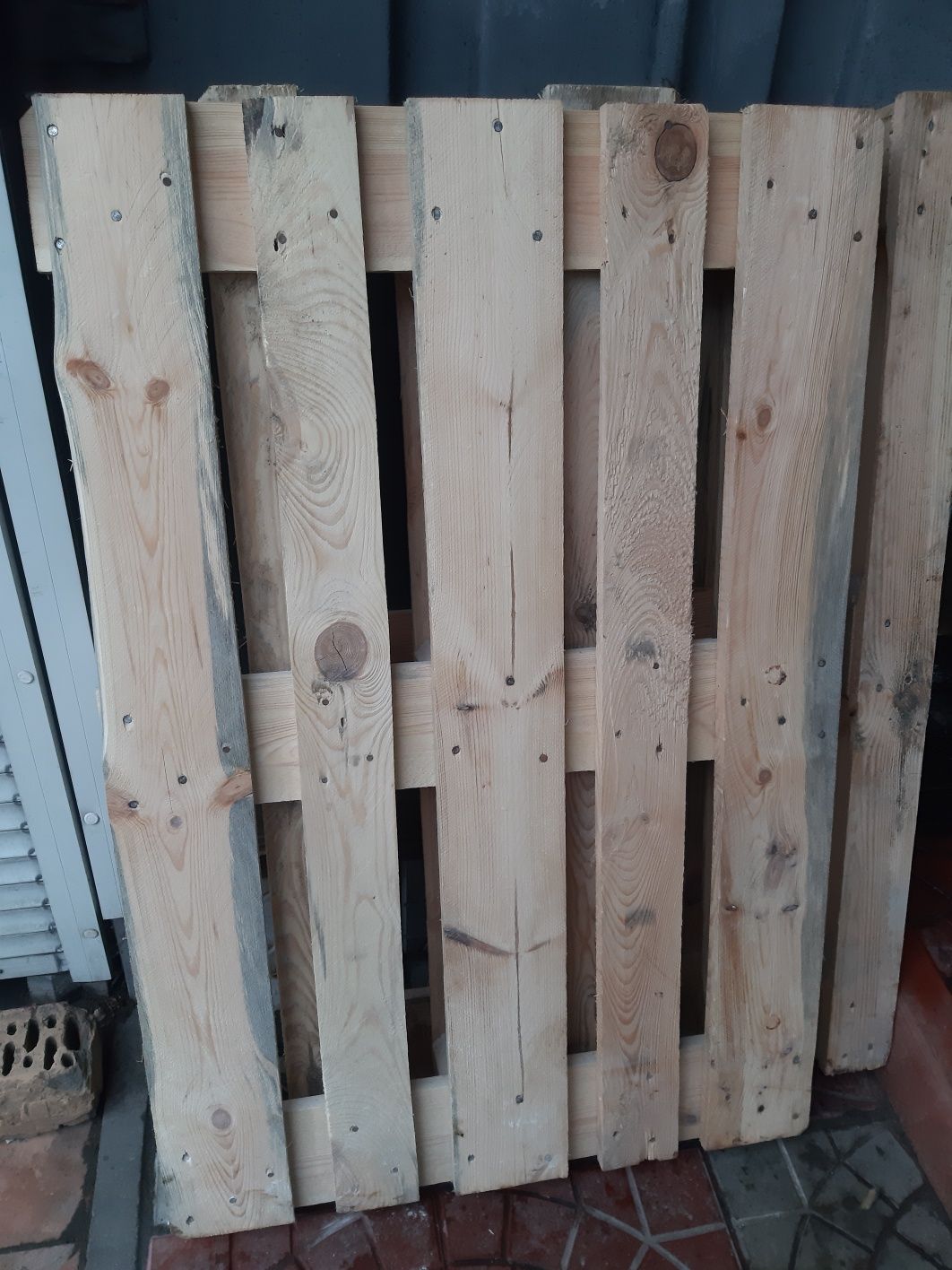 Продам піддони палети