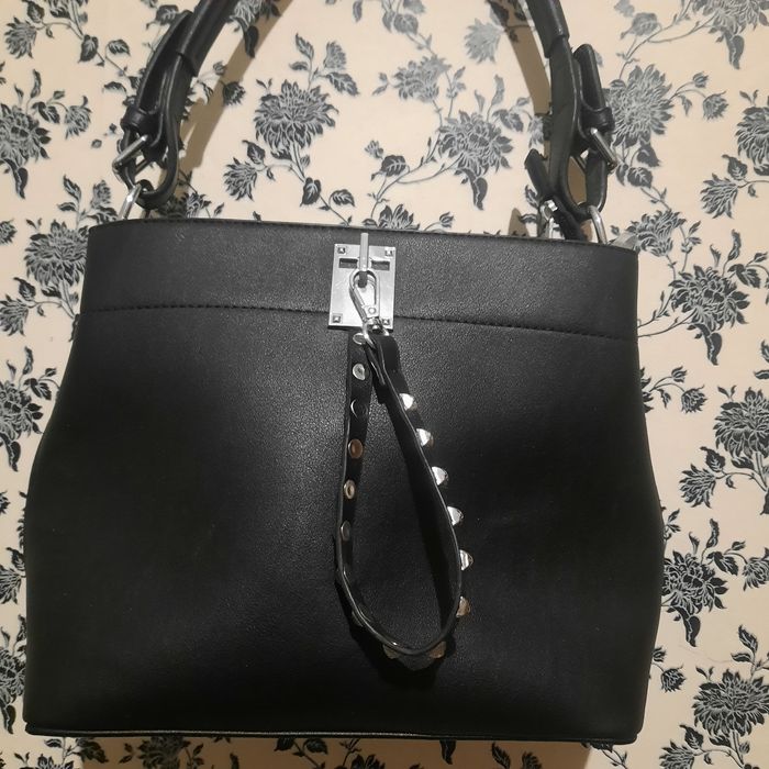 Продам сумку, в ідеальному стані