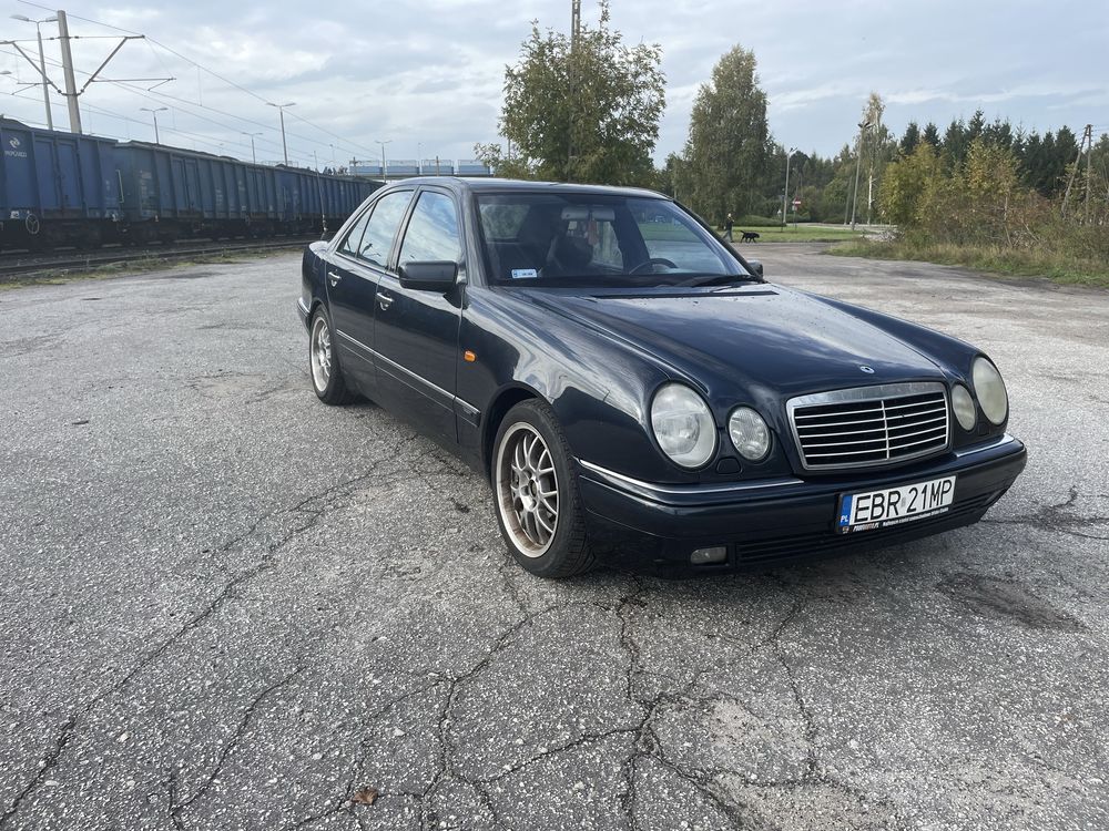 Mercedes w210 280e V6 b/g