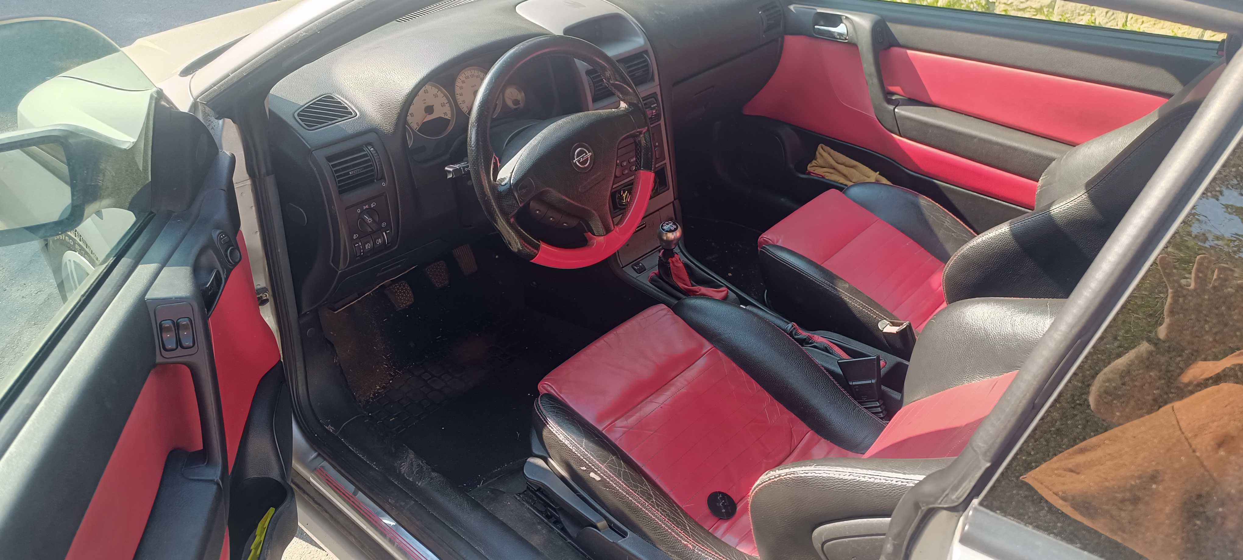 Astra G Coupe 1.8 Bertone Linea Rossa 2002r. Dwa komplety kół.