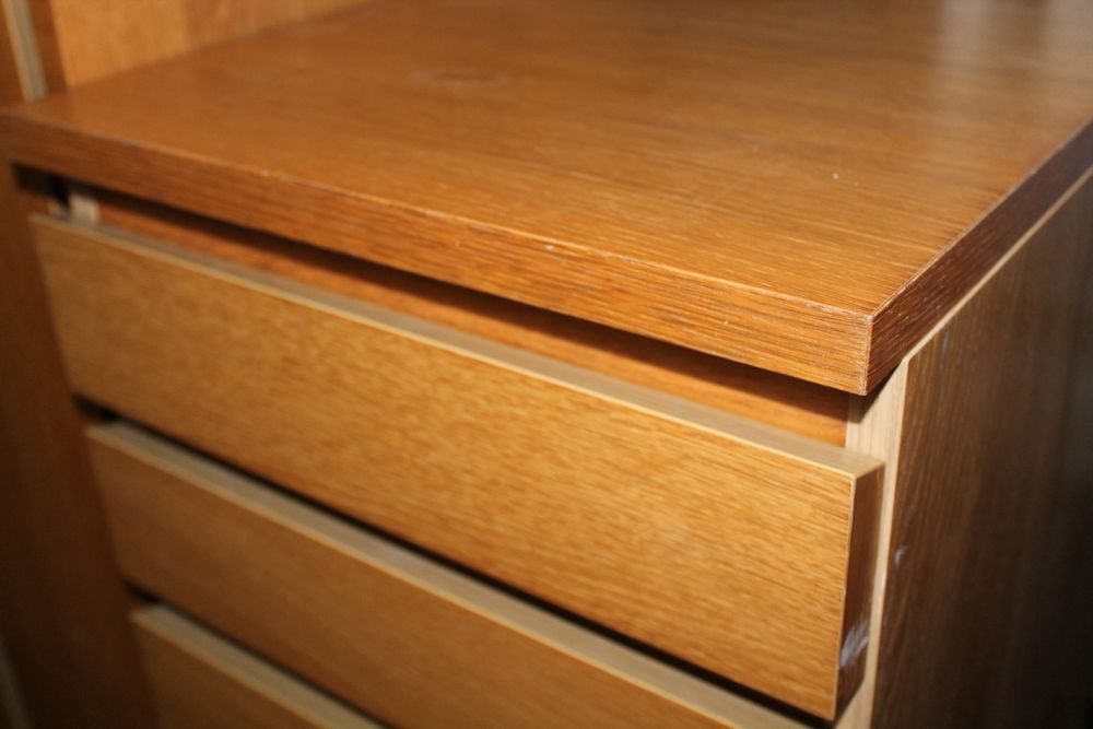 Movel camiseiro MALM IKEA