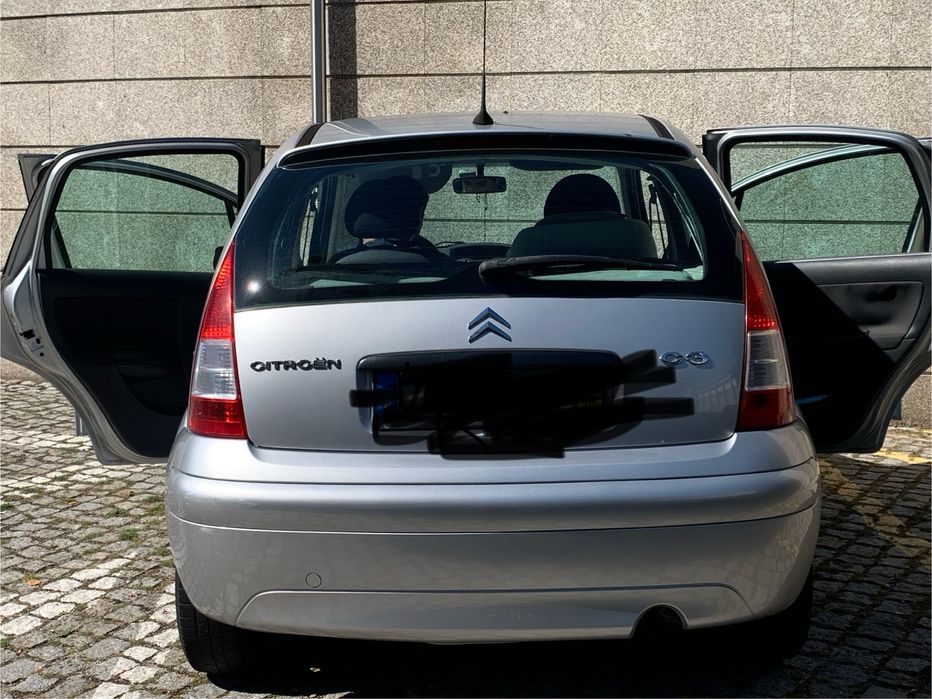 Carro usado muito estimado