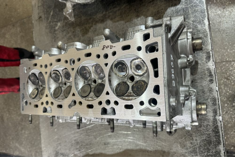 Головка блоку циліндрів Z18XER ГБЦ Опель Зафіра , Астра , Вектра 1.8