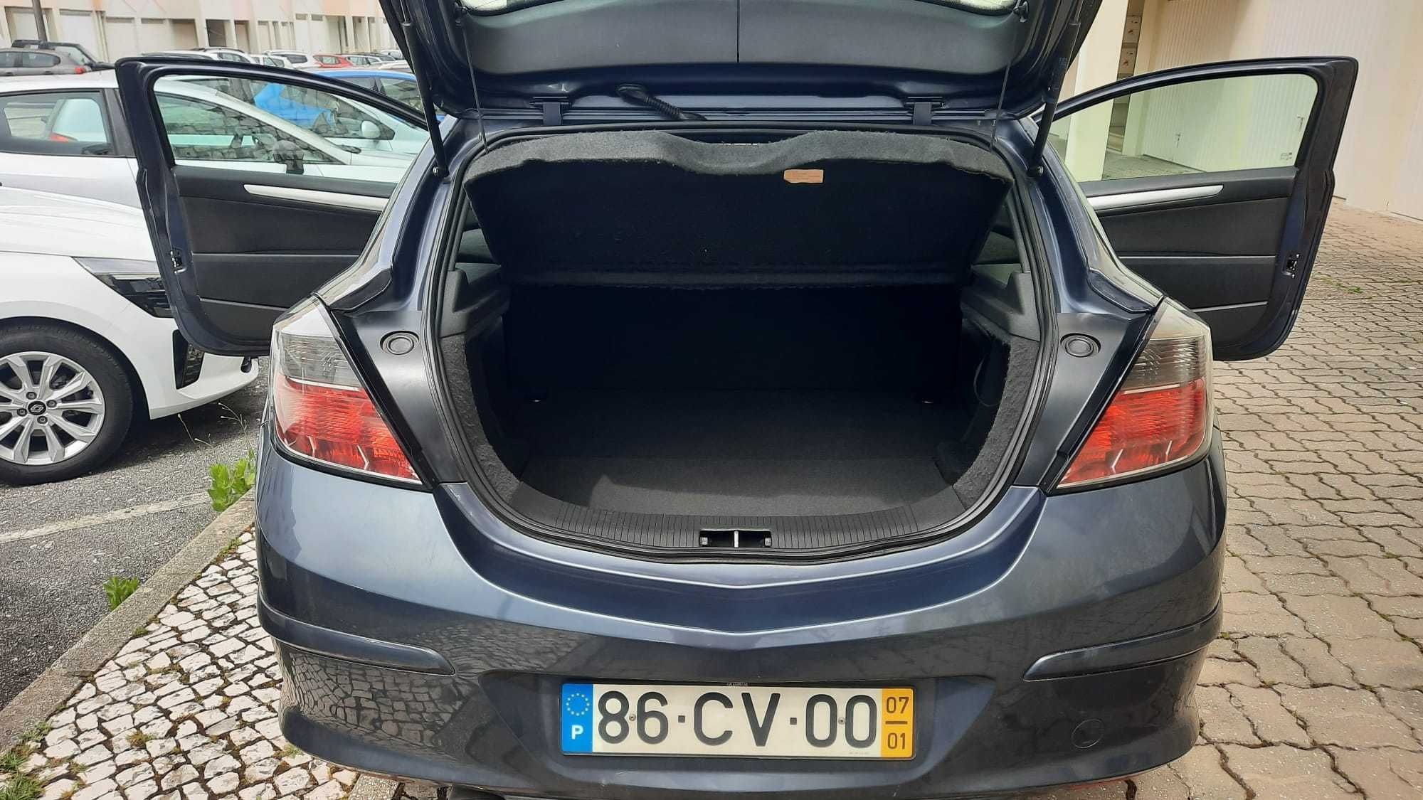 Opel Astra Comercial 1.9 Diesel, 150 CV (2007)