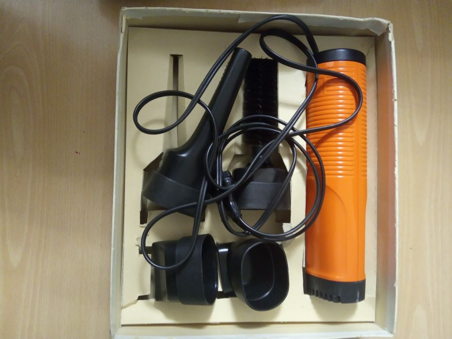 Продам  фен для волос.