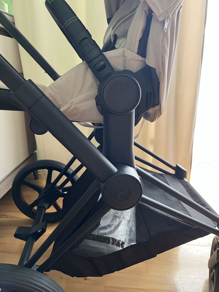 Cybex priam 4.0 black matt cozy beige