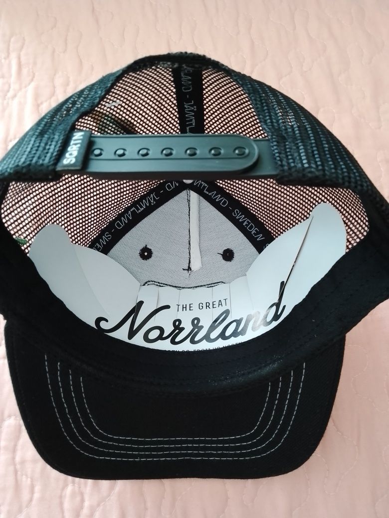 Kids Storfiskarn Cap Black Trucker, SQRTN