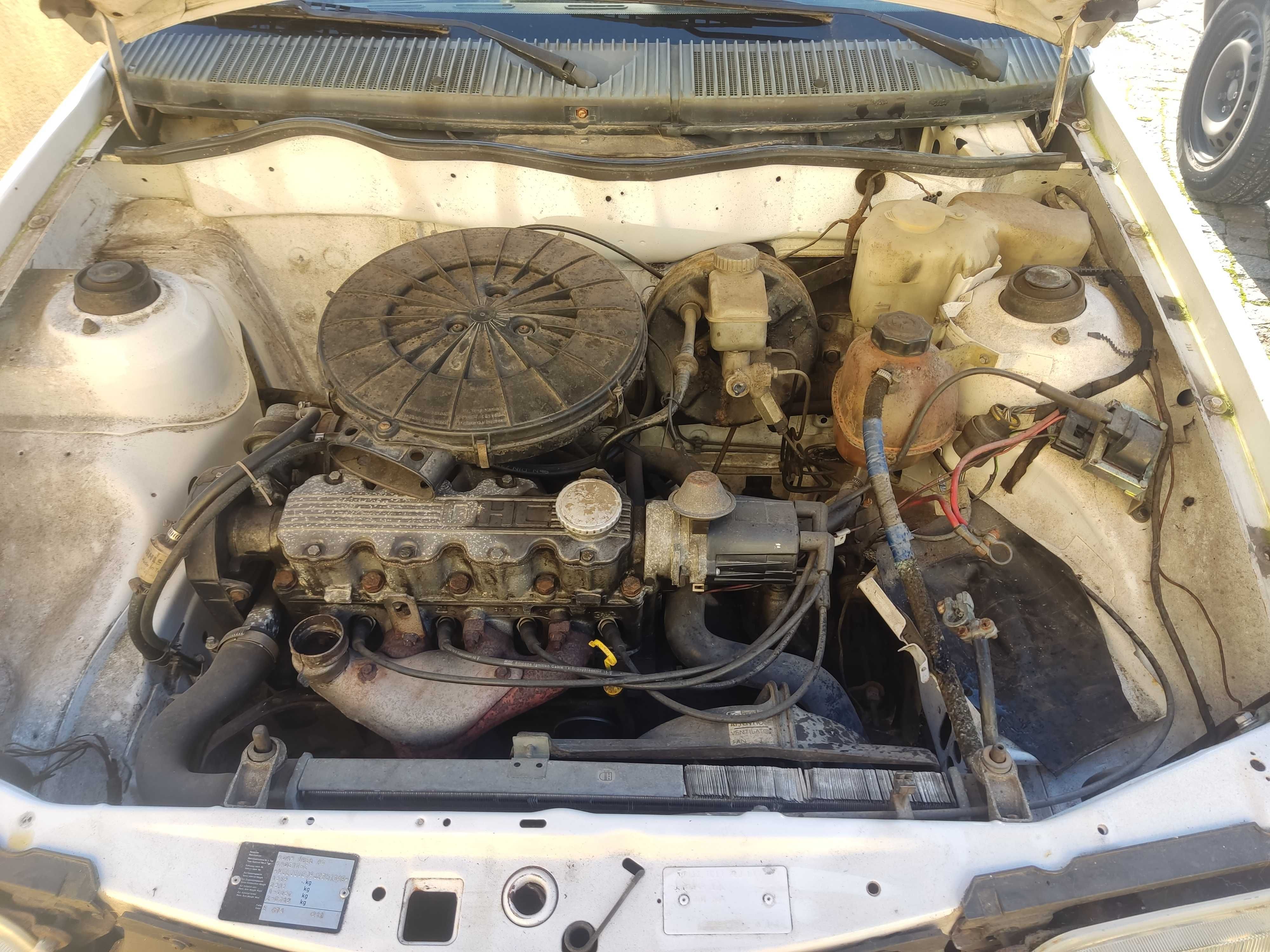 Vendo OPEL Kadett E 1.3 S de 1988  para reparação ou para peças 400€