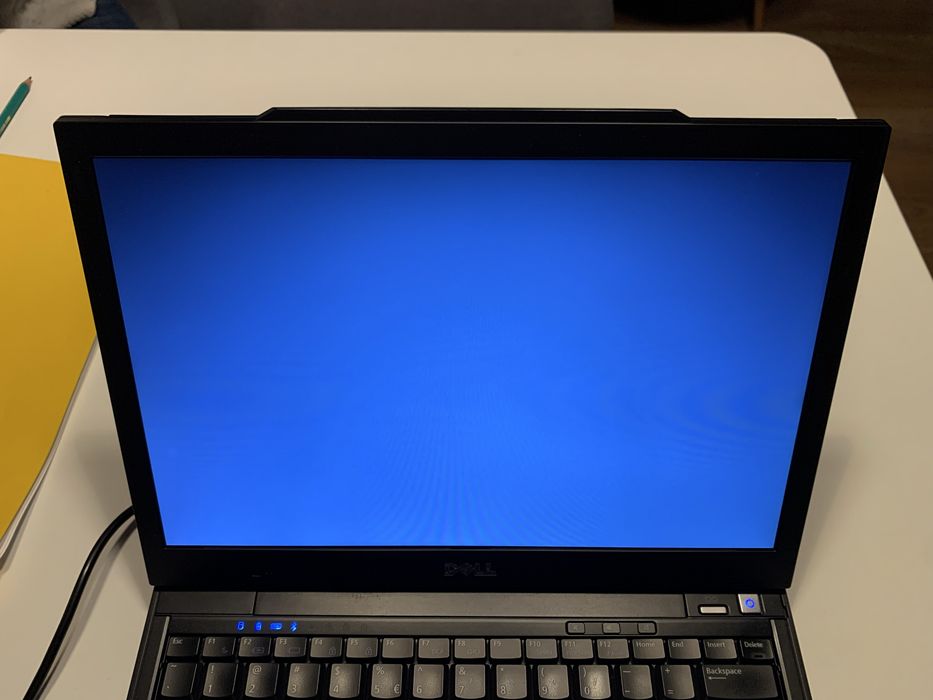 Komputer przenośny laptop DELL LATITUDE E4300 4GB RAM