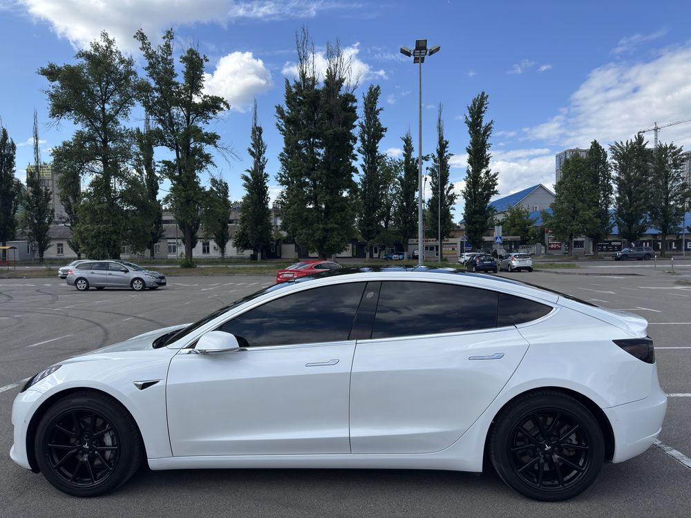 Tesla Model 3 Standart Range Plus