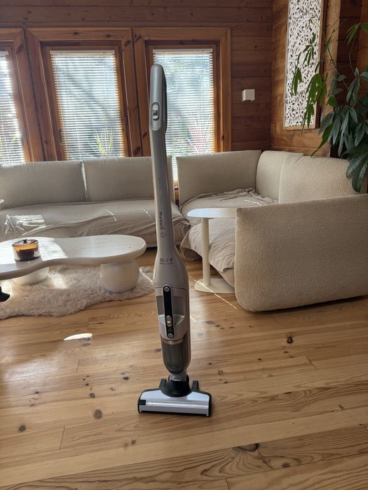 Aspirador vertical BOSCH Flexxo Serie 4