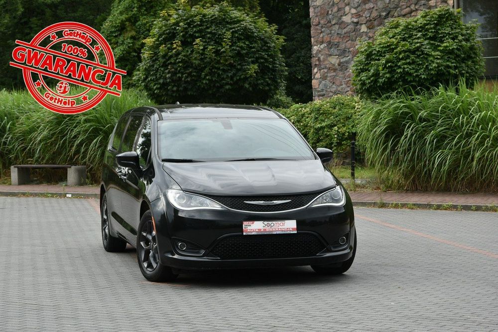 Chrysler Pacifica 3.6 V6 291KM 2019r. Touring Kamera LED
