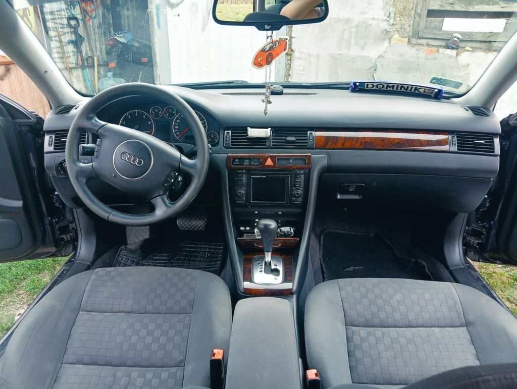 Audi A6 C5 2.4 2002r